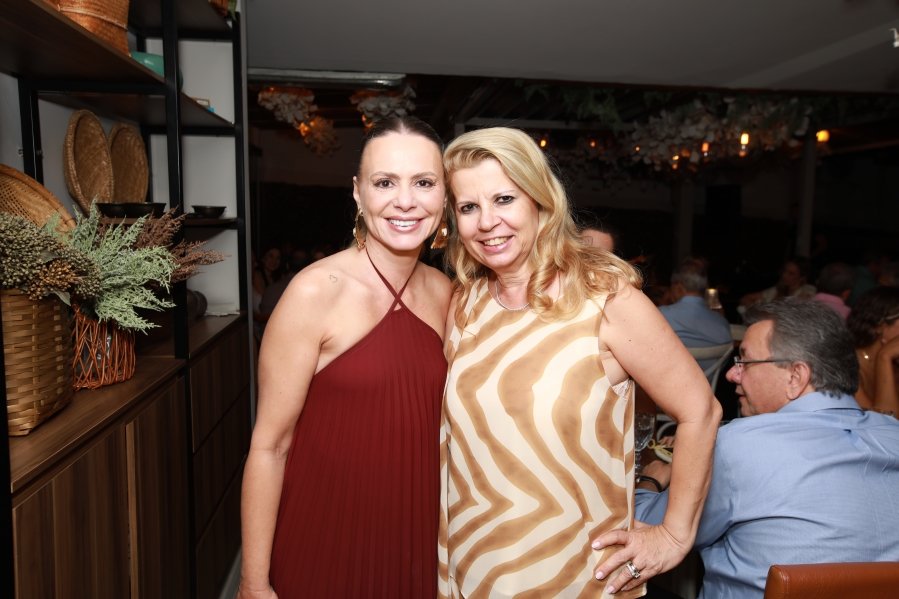 JANAÍNA CELEBRA 50 ANOS EM UMA NOITE INESQUECÍVEL – 11/04/2026 - Eloisa Mattos