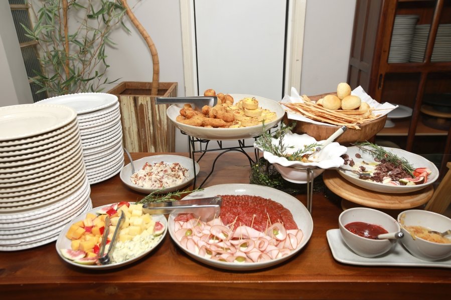 JANAÍNA CELEBRA 50 ANOS EM UMA NOITE INESQUECÍVEL – 11/04/2026 - Eloisa Mattos