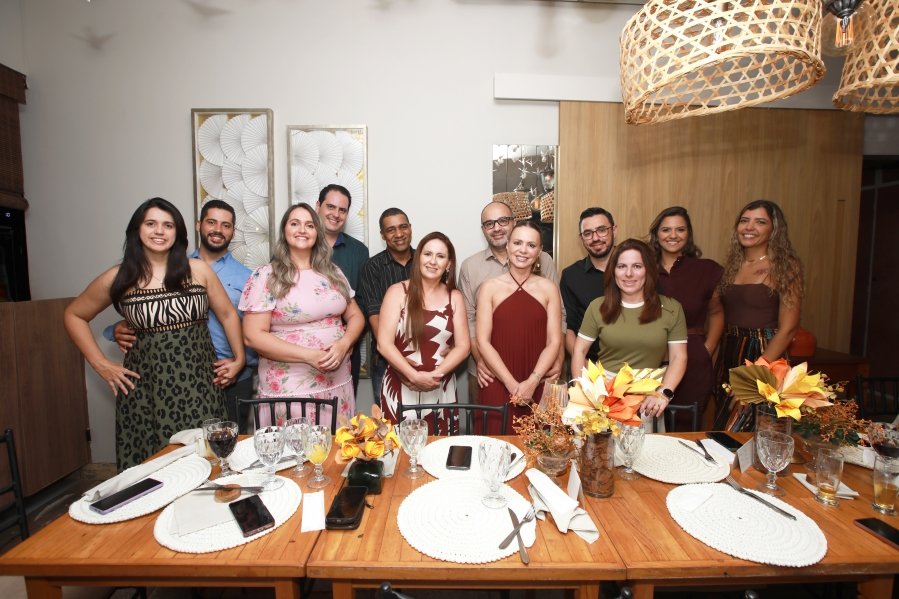 JANAÍNA CELEBRA 50 ANOS EM UMA NOITE INESQUECÍVEL – 11/04/2026 - Eloisa Mattos