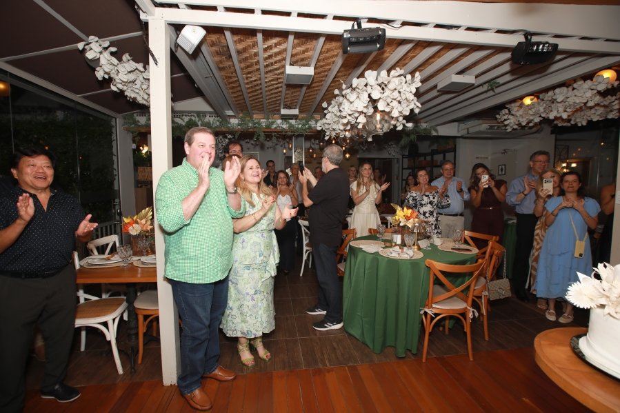 JANAÍNA CELEBRA 50 ANOS EM UMA NOITE INESQUECÍVEL – 11/04/2026 - Eloisa Mattos