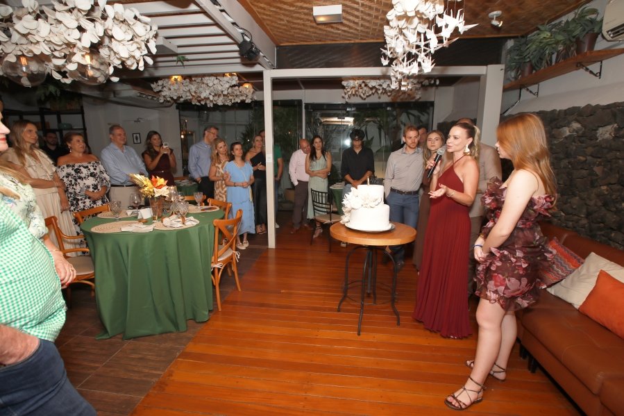 JANAÍNA CELEBRA 50 ANOS EM UMA NOITE INESQUECÍVEL – 11/04/2026 - Eloisa Mattos