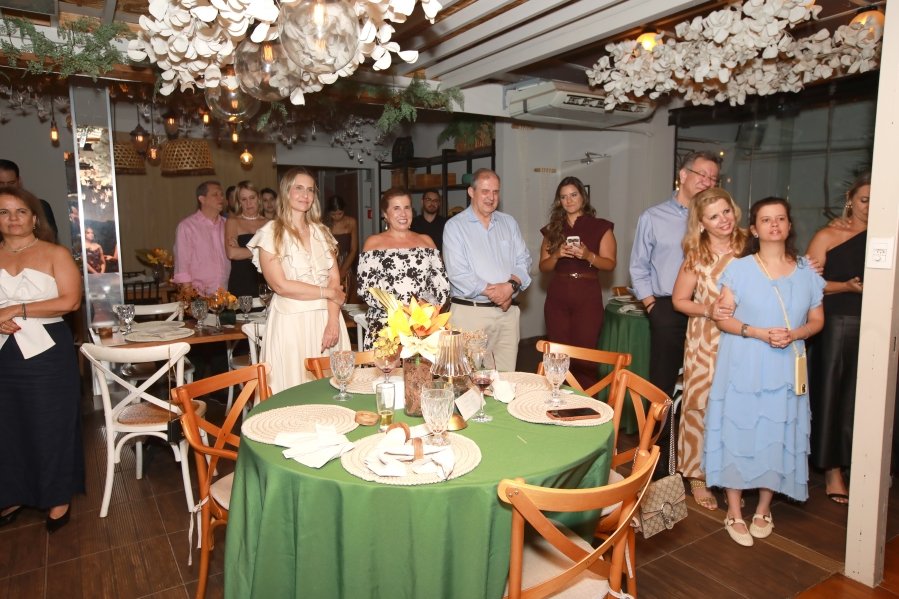 JANAÍNA CELEBRA 50 ANOS EM UMA NOITE INESQUECÍVEL – 11/04/2026 - Eloisa Mattos