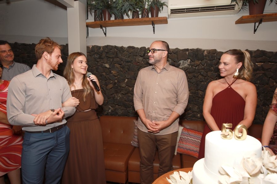 JANAÍNA CELEBRA 50 ANOS EM UMA NOITE INESQUECÍVEL – 11/04/2026 - Eloisa Mattos