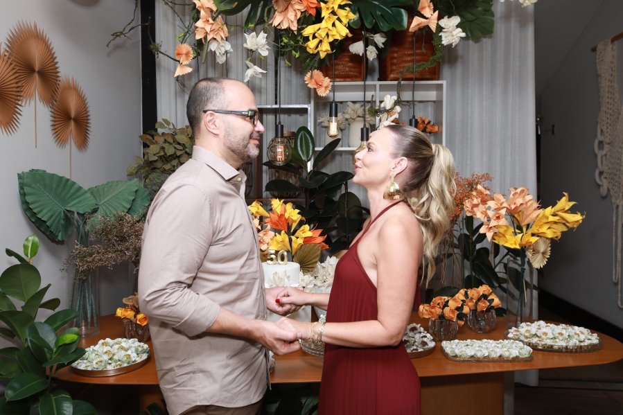 JANAÍNA CELEBRA 50 ANOS EM UMA NOITE INESQUECÍVEL – 11/04/2026 - Eloisa Mattos