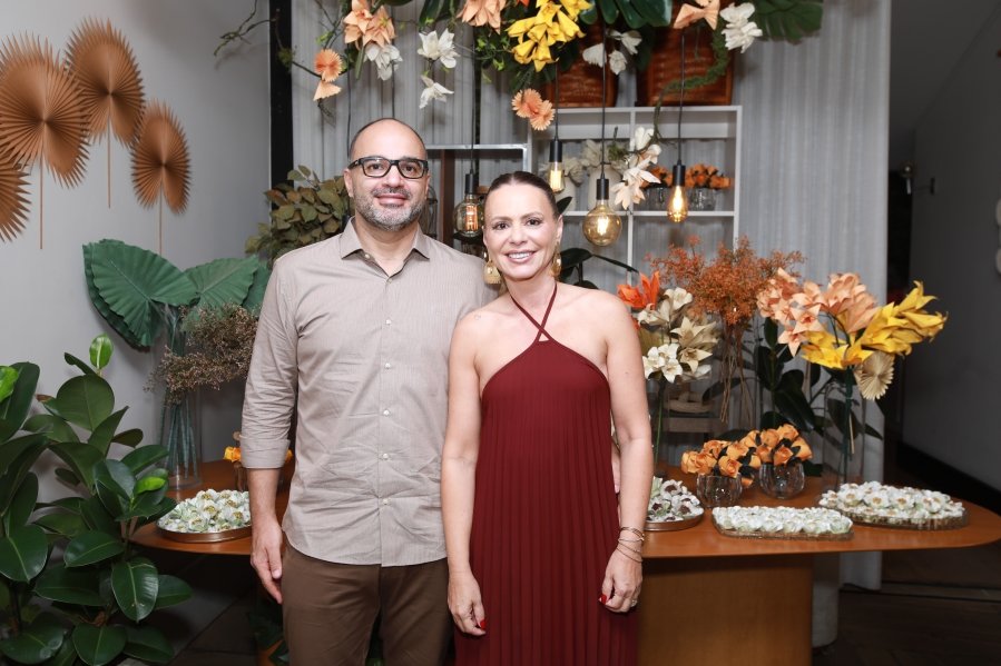 JANAÍNA CELEBRA 50 ANOS EM UMA NOITE INESQUECÍVEL – 11/04/2026 - Eloisa Mattos