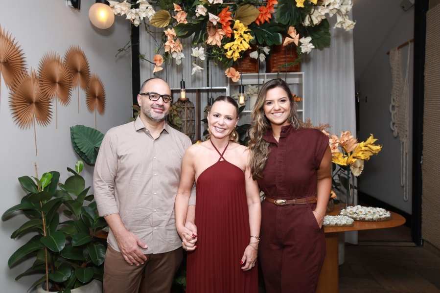 JANAÍNA CELEBRA 50 ANOS EM UMA NOITE INESQUECÍVEL – 11/04/2026 - Eloisa Mattos