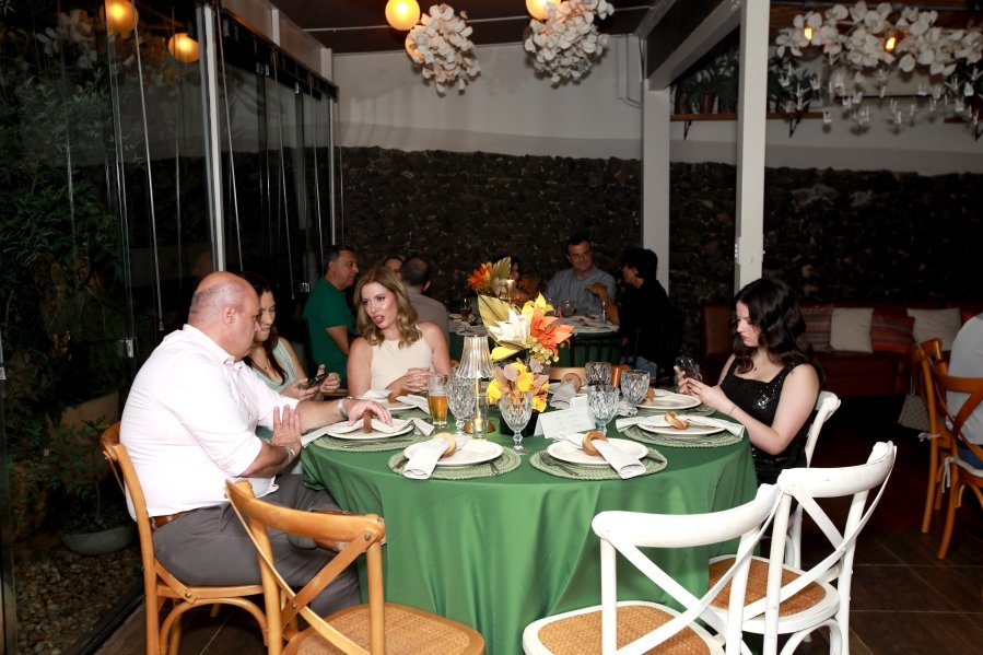 JANAÍNA CELEBRA 50 ANOS EM UMA NOITE INESQUECÍVEL – 11/04/2026 - Eloisa Mattos