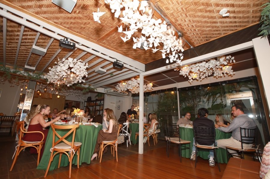 JANAÍNA CELEBRA 50 ANOS EM UMA NOITE INESQUECÍVEL – 11/04/2026 - Eloisa Mattos