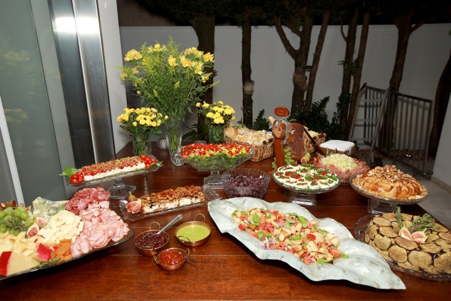 UMA NOITE ESPECIAL – ANIVERSÁRIO DE SUZANA VALENTE - Eloisa Mattos