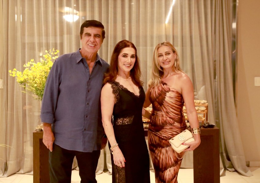 UMA NOITE ESPECIAL – ANIVERSÁRIO DE SUZANA VALENTE - Eloisa Mattos