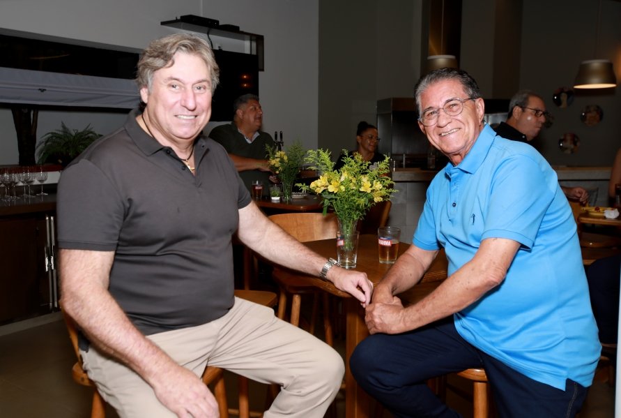 UMA NOITE ESPECIAL – ANIVERSÁRIO DE SUZANA VALENTE - Eloisa Mattos