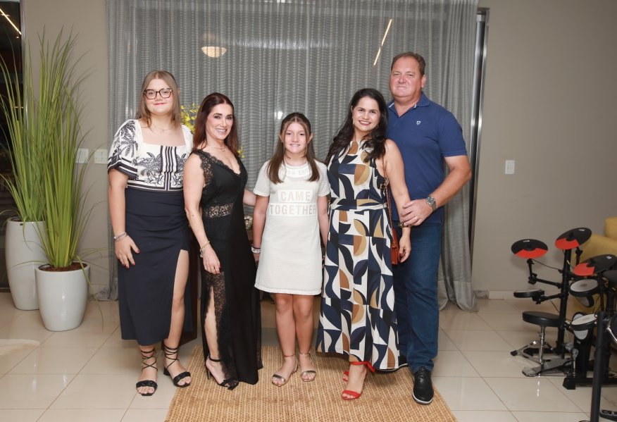 UMA NOITE ESPECIAL – ANIVERSÁRIO DE SUZANA VALENTE - Eloisa Mattos