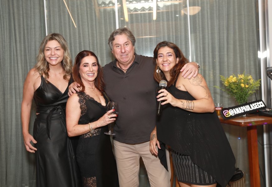 UMA NOITE ESPECIAL – ANIVERSÁRIO DE SUZANA VALENTE - Eloisa Mattos