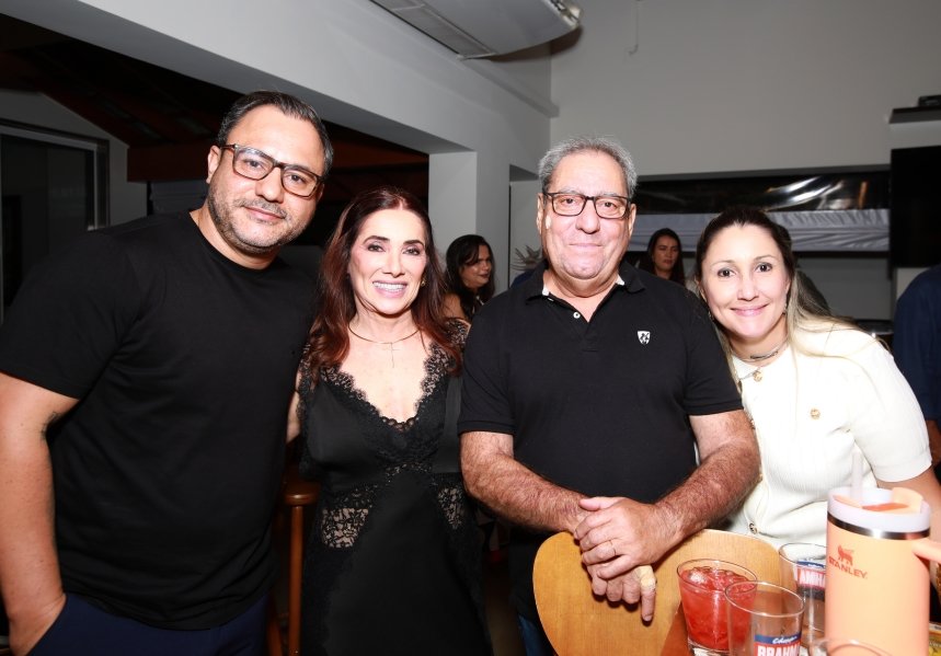 UMA NOITE ESPECIAL – ANIVERSÁRIO DE SUZANA VALENTE - Eloisa Mattos