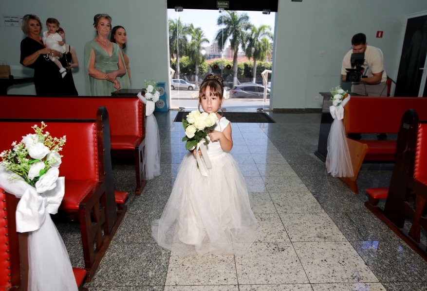 ENLACE MATRIMONIAL DE BEATRIZ ALBANO E MURILO ALCANTARA – RELIGIOSO - Eloisa Mattos