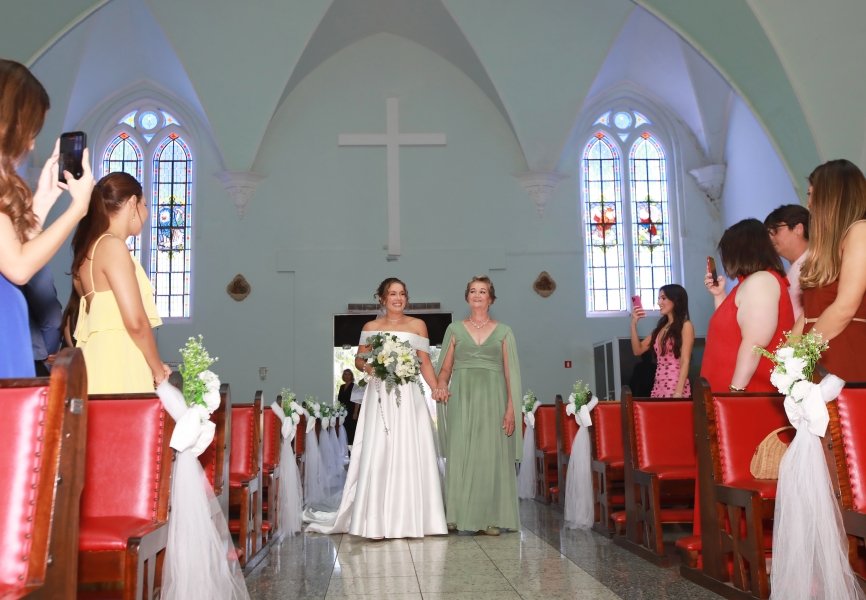 ENLACE MATRIMONIAL DE BEATRIZ ALBANO E MURILO ALCANTARA – RELIGIOSO - Eloisa Mattos