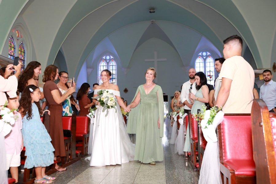 ENLACE MATRIMONIAL DE BEATRIZ ALBANO E MURILO ALCANTARA – RELIGIOSO - Eloisa Mattos