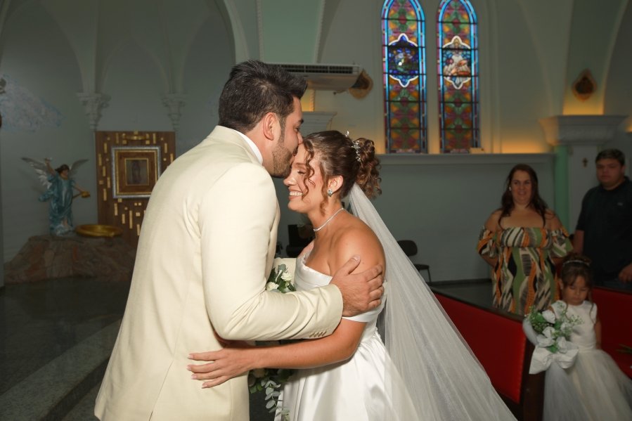 ENLACE MATRIMONIAL DE BEATRIZ ALBANO E MURILO ALCANTARA – RELIGIOSO - Eloisa Mattos
