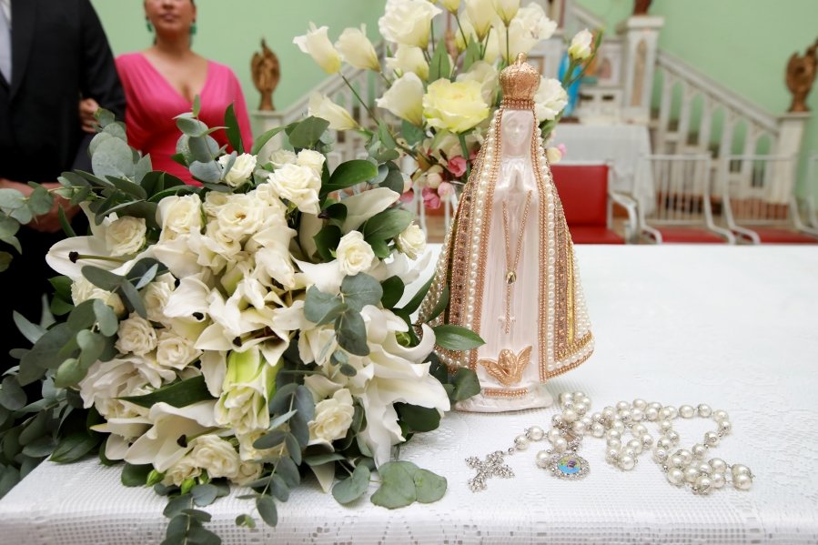 ENLACE MATRIMONIAL DE BEATRIZ ALBANO E MURILO ALCANTARA – RELIGIOSO - Eloisa Mattos