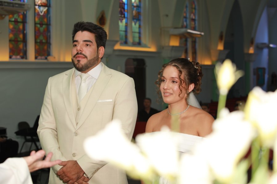 ENLACE MATRIMONIAL DE BEATRIZ ALBANO E MURILO ALCANTARA – RELIGIOSO - Eloisa Mattos