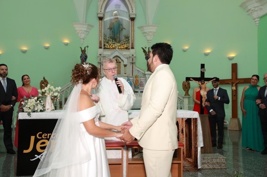ENLACE MATRIMONIAL DE BEATRIZ ALBANO E MURILO ALCANTARA – RELIGIOSO - Eloisa Mattos