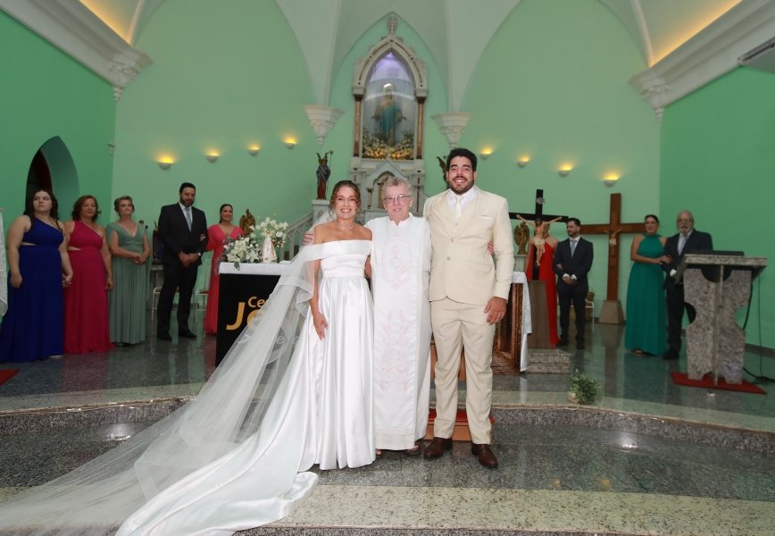 ENLACE MATRIMONIAL DE BEATRIZ ALBANO E MURILO ALCANTARA – RELIGIOSO - Eloisa Mattos