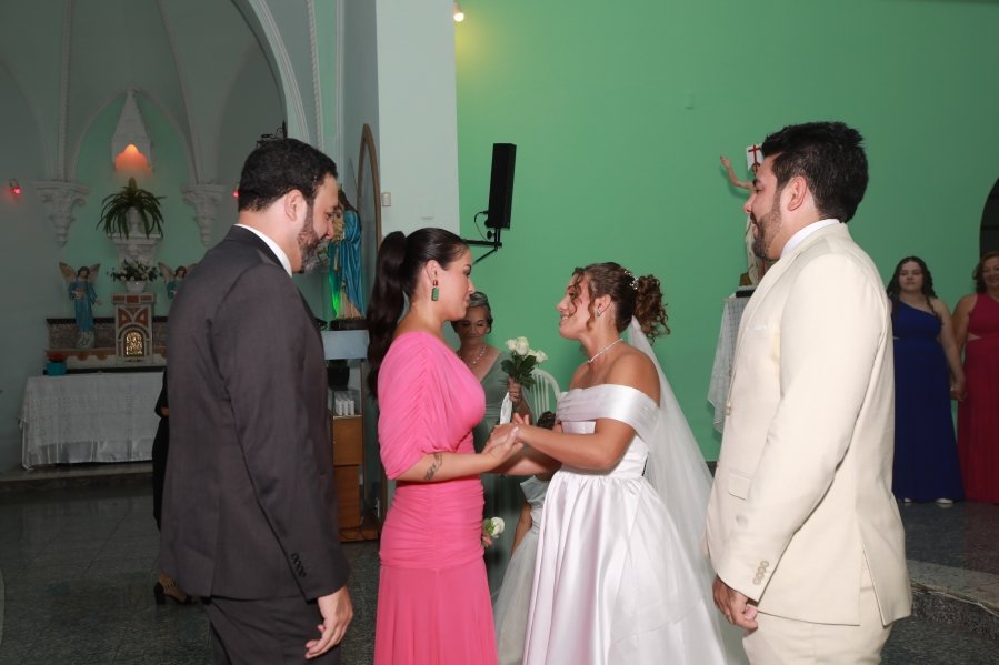 ENLACE MATRIMONIAL DE BEATRIZ ALBANO E MURILO ALCANTARA – RELIGIOSO - Eloisa Mattos
