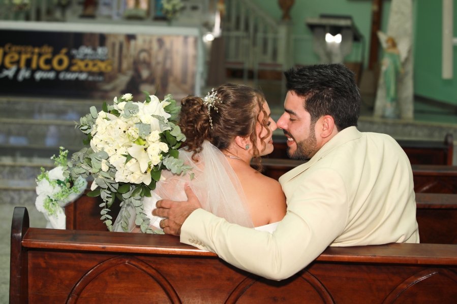 ENLACE MATRIMONIAL DE BEATRIZ ALBANO E MURILO ALCANTARA – RELIGIOSO - Eloisa Mattos