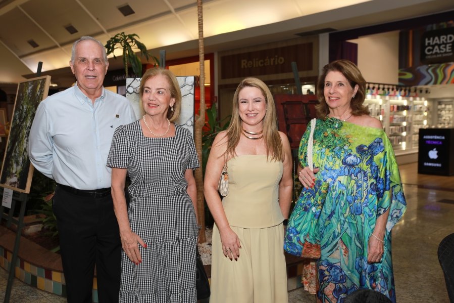 ABERTURA DA EXPOSIÇÃO “ARTE DE CURAR”-MOVIMENTO SERTÃO/RIOPRETO SHOPPING - Eloisa Mattos