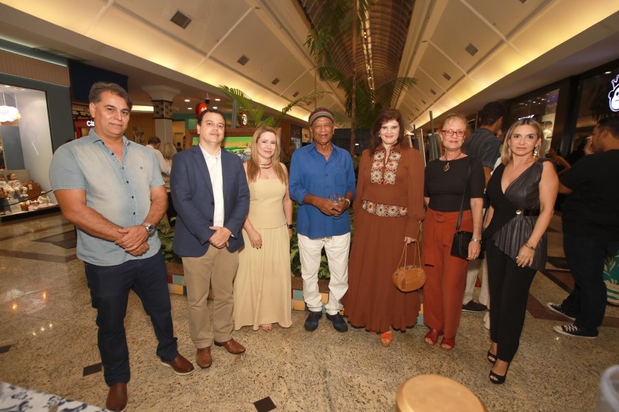 ABERTURA DA EXPOSIÇÃO “ARTE DE CURAR”-MOVIMENTO SERTÃO/RIOPRETO SHOPPING - Eloisa Mattos