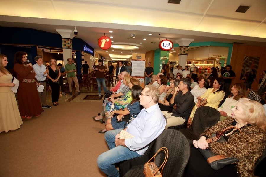 ABERTURA DA EXPOSIÇÃO “ARTE DE CURAR”-MOVIMENTO SERTÃO/RIOPRETO SHOPPING - Eloisa Mattos
