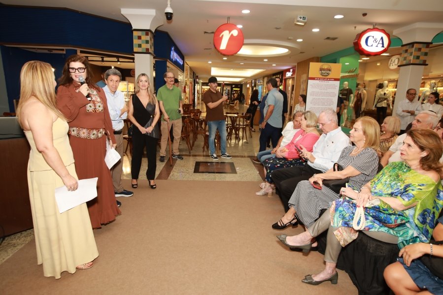 ABERTURA DA EXPOSIÇÃO “ARTE DE CURAR”-MOVIMENTO SERTÃO/RIOPRETO SHOPPING - Eloisa Mattos