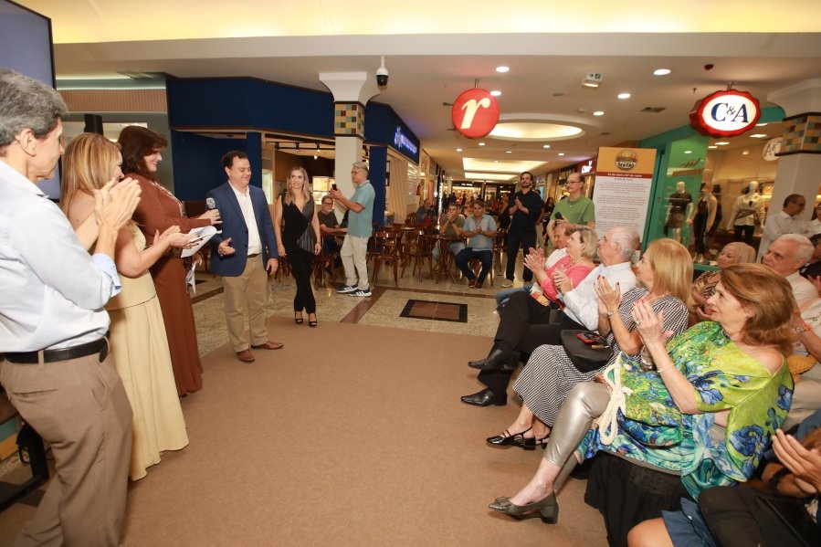 ABERTURA DA EXPOSIÇÃO “ARTE DE CURAR”-MOVIMENTO SERTÃO/RIOPRETO SHOPPING - Eloisa Mattos