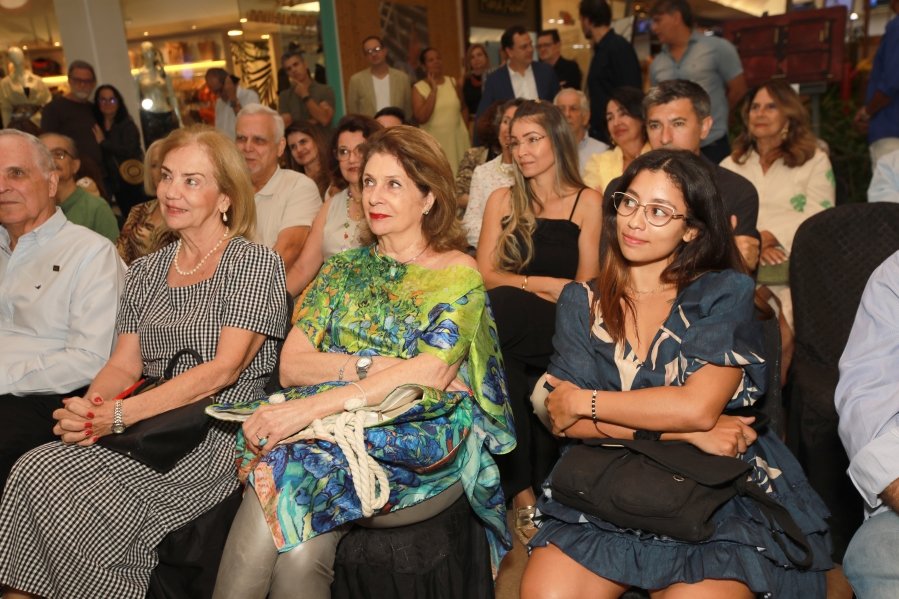 ABERTURA DA EXPOSIÇÃO “ARTE DE CURAR”-MOVIMENTO SERTÃO/RIOPRETO SHOPPING - Eloisa Mattos