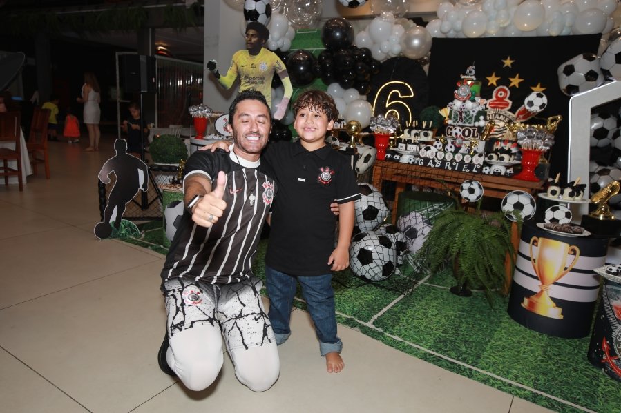 GABRIEL CELEBRA 6 ANOS COM FESTA TEMÁTICA DO SPORT CLUBE CORINTHIANS – BUFFET ALGAZARRA - Eloisa Mattos