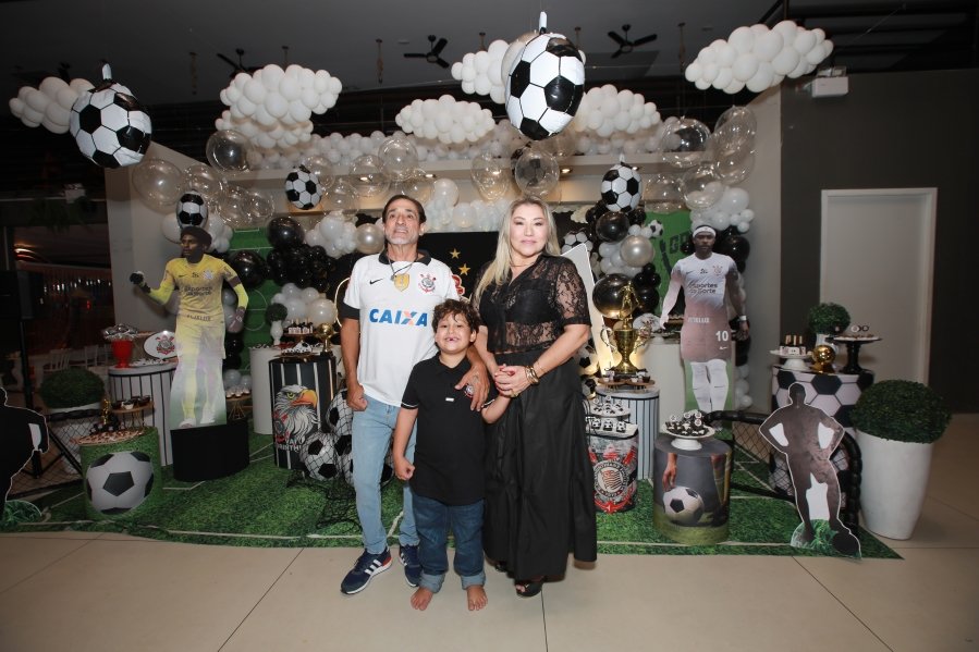 GABRIEL CELEBRA 6 ANOS COM FESTA TEMÁTICA DO SPORT CLUBE CORINTHIANS – BUFFET ALGAZARRA - Eloisa Mattos