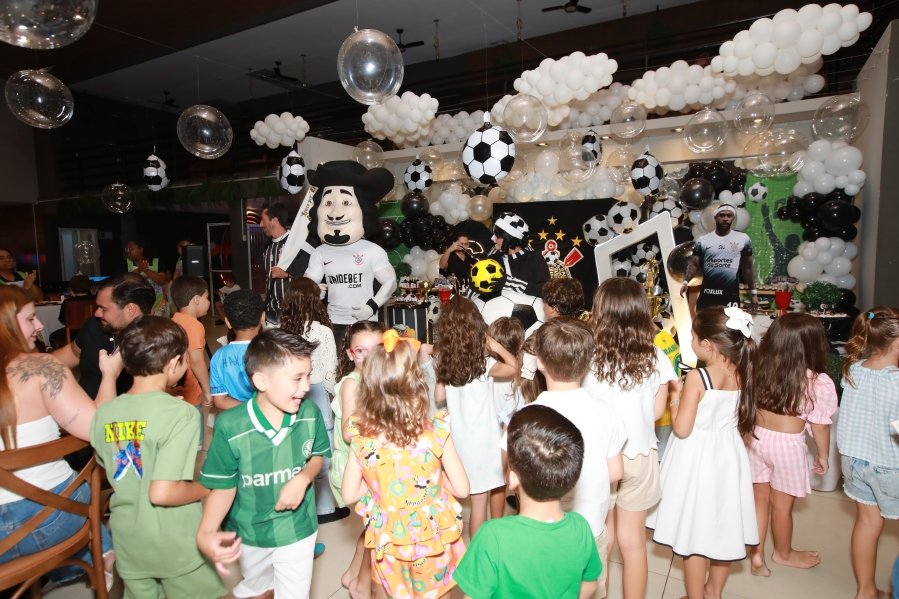 GABRIEL CELEBRA 6 ANOS COM FESTA TEMÁTICA DO SPORT CLUBE CORINTHIANS – BUFFET ALGAZARRA - Eloisa Mattos