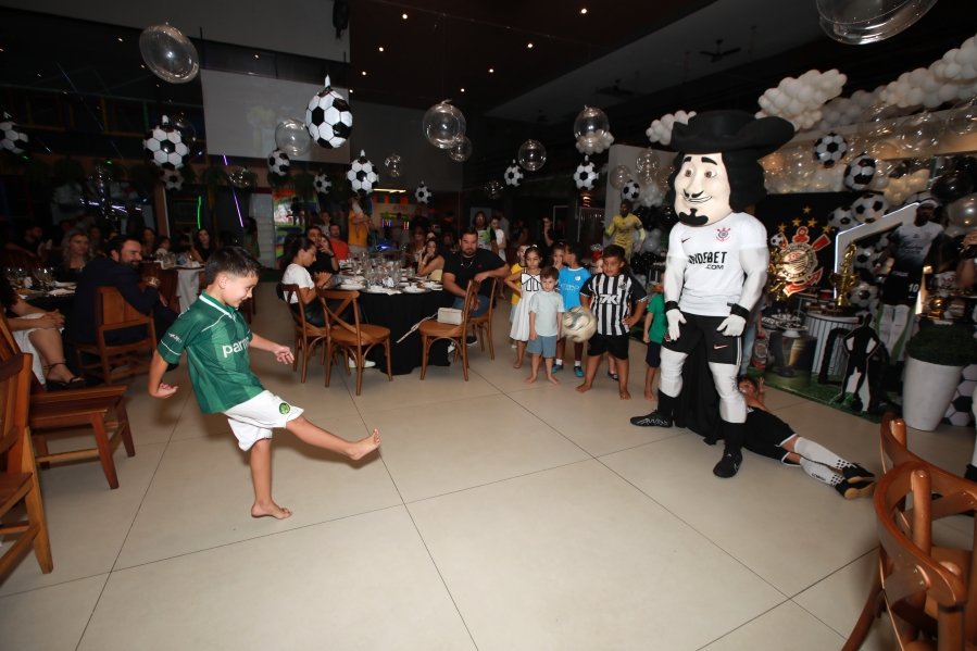 GABRIEL CELEBRA 6 ANOS COM FESTA TEMÁTICA DO SPORT CLUBE CORINTHIANS – BUFFET ALGAZARRA - Eloisa Mattos