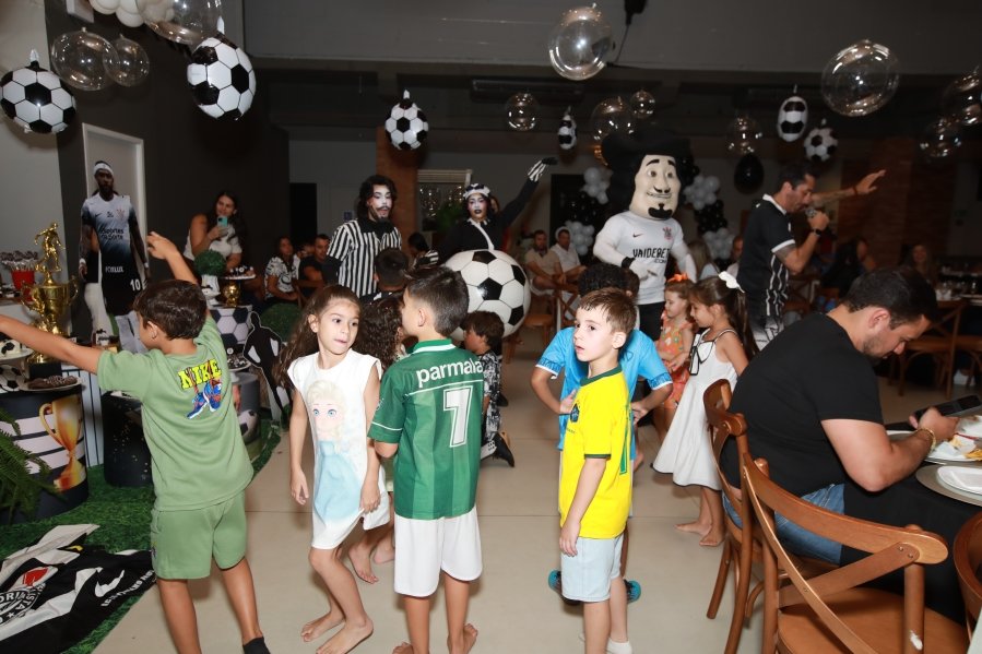 GABRIEL CELEBRA 6 ANOS COM FESTA TEMÁTICA DO SPORT CLUBE CORINTHIANS – BUFFET ALGAZARRA - Eloisa Mattos