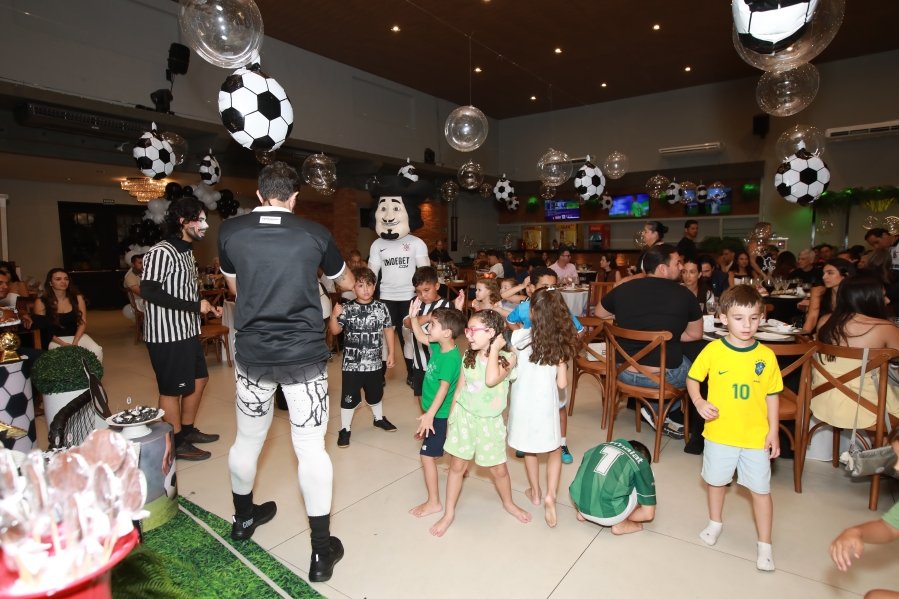 GABRIEL CELEBRA 6 ANOS COM FESTA TEMÁTICA DO SPORT CLUBE CORINTHIANS – BUFFET ALGAZARRA - Eloisa Mattos