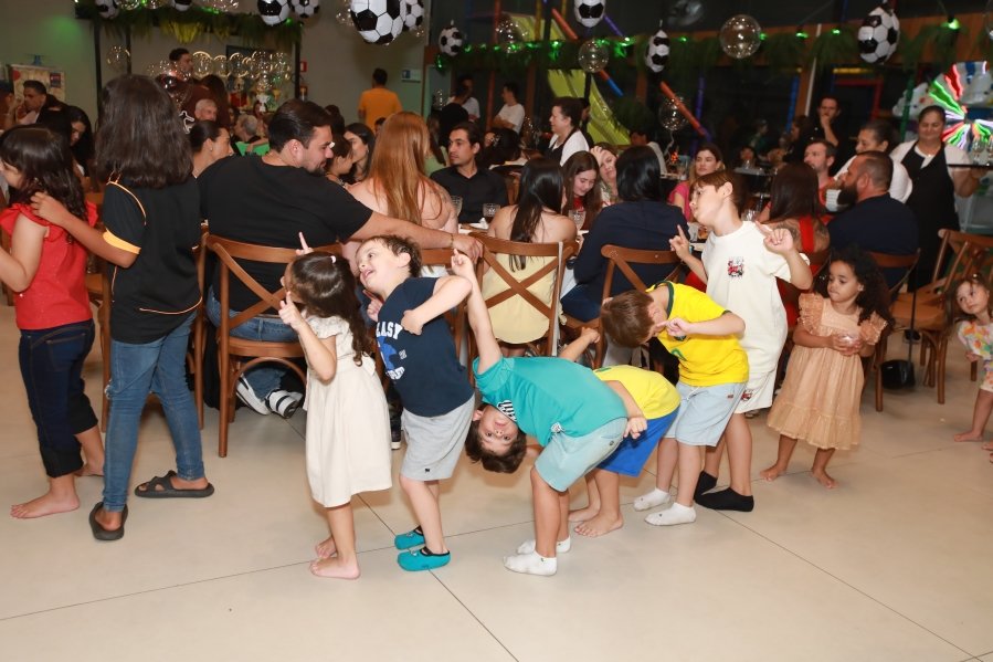 GABRIEL CELEBRA 6 ANOS COM FESTA TEMÁTICA DO SPORT CLUBE CORINTHIANS – BUFFET ALGAZARRA - Eloisa Mattos