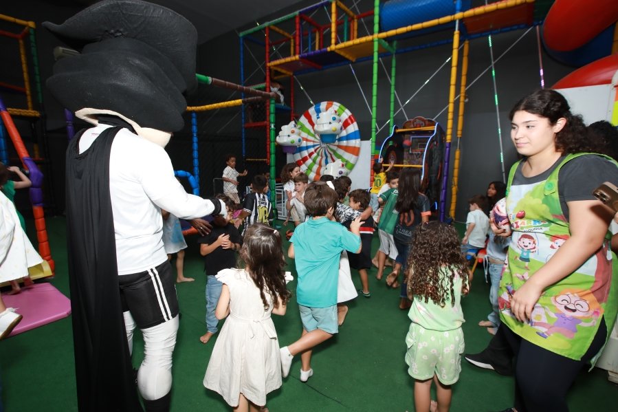 GABRIEL CELEBRA 6 ANOS COM FESTA TEMÁTICA DO SPORT CLUBE CORINTHIANS – BUFFET ALGAZARRA - Eloisa Mattos