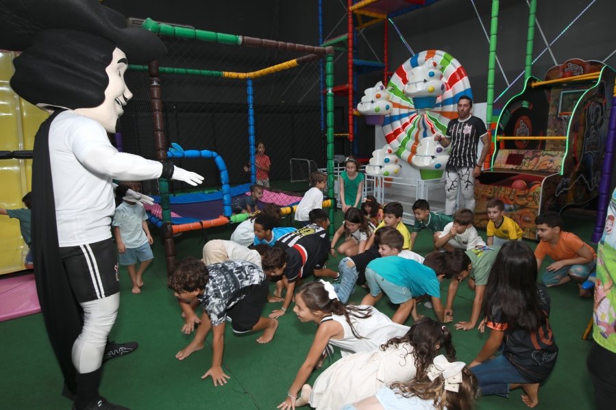 GABRIEL CELEBRA 6 ANOS COM FESTA TEMÁTICA DO SPORT CLUBE CORINTHIANS – BUFFET ALGAZARRA - Eloisa Mattos