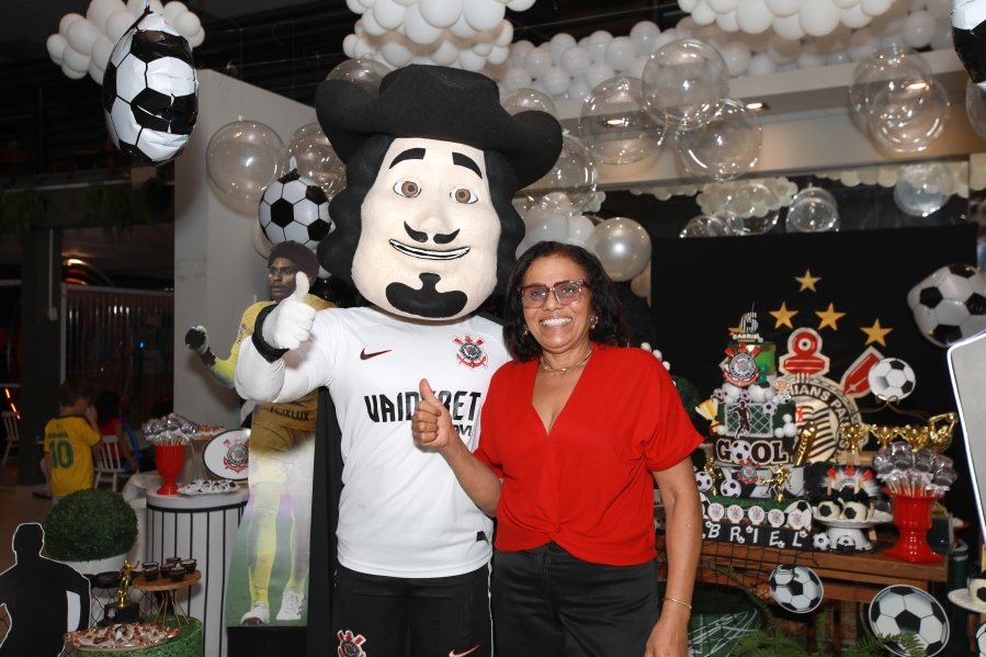 GABRIEL CELEBRA 6 ANOS COM FESTA TEMÁTICA DO SPORT CLUBE CORINTHIANS – BUFFET ALGAZARRA - Eloisa Mattos