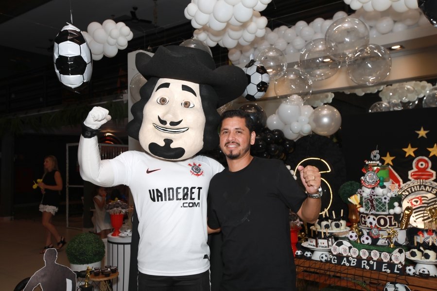 GABRIEL CELEBRA 6 ANOS COM FESTA TEMÁTICA DO SPORT CLUBE CORINTHIANS – BUFFET ALGAZARRA - Eloisa Mattos