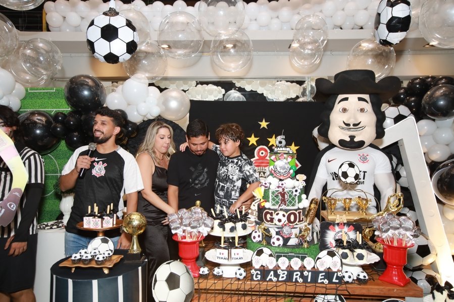GABRIEL CELEBRA 6 ANOS COM FESTA TEMÁTICA DO SPORT CLUBE CORINTHIANS – BUFFET ALGAZARRA - Eloisa Mattos