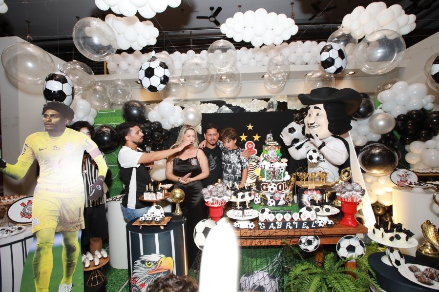 GABRIEL CELEBRA 6 ANOS COM FESTA TEMÁTICA DO SPORT CLUBE CORINTHIANS – BUFFET ALGAZARRA - Eloisa Mattos