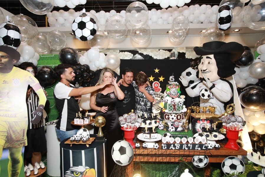 GABRIEL CELEBRA 6 ANOS COM FESTA TEMÁTICA DO SPORT CLUBE CORINTHIANS – BUFFET ALGAZARRA - Eloisa Mattos