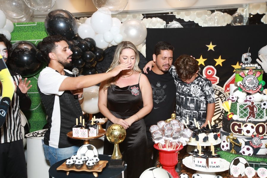 GABRIEL CELEBRA 6 ANOS COM FESTA TEMÁTICA DO SPORT CLUBE CORINTHIANS – BUFFET ALGAZARRA - Eloisa Mattos