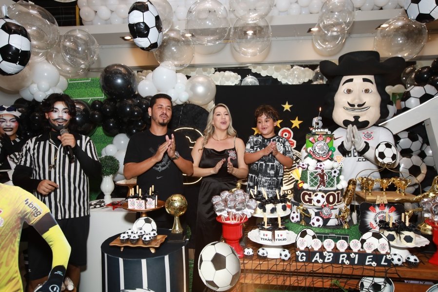 GABRIEL CELEBRA 6 ANOS COM FESTA TEMÁTICA DO SPORT CLUBE CORINTHIANS – BUFFET ALGAZARRA - Eloisa Mattos